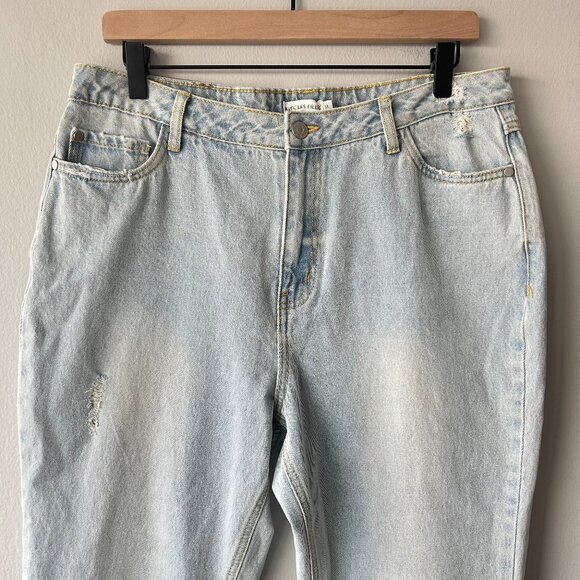 Avec Les Filles Light Wash Distressed Straight Leg Split Seam Jeans Womens Sz 31 - Picture 3 of 9